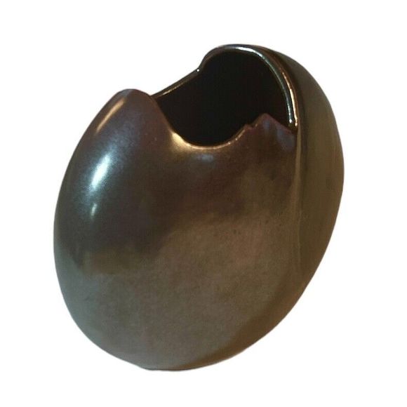 Vintage Carol Nevitt Style Black / Gray and Red Iridescent Stoneware Vase - Picture 4 of 8